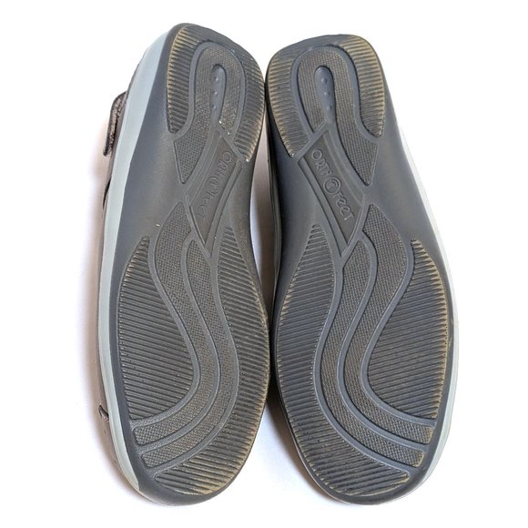 Orthofeet Verona Pewter Metallic Elastic Strap Sandals Women's Sz 10 Extra Wide - Picture 6 of 6